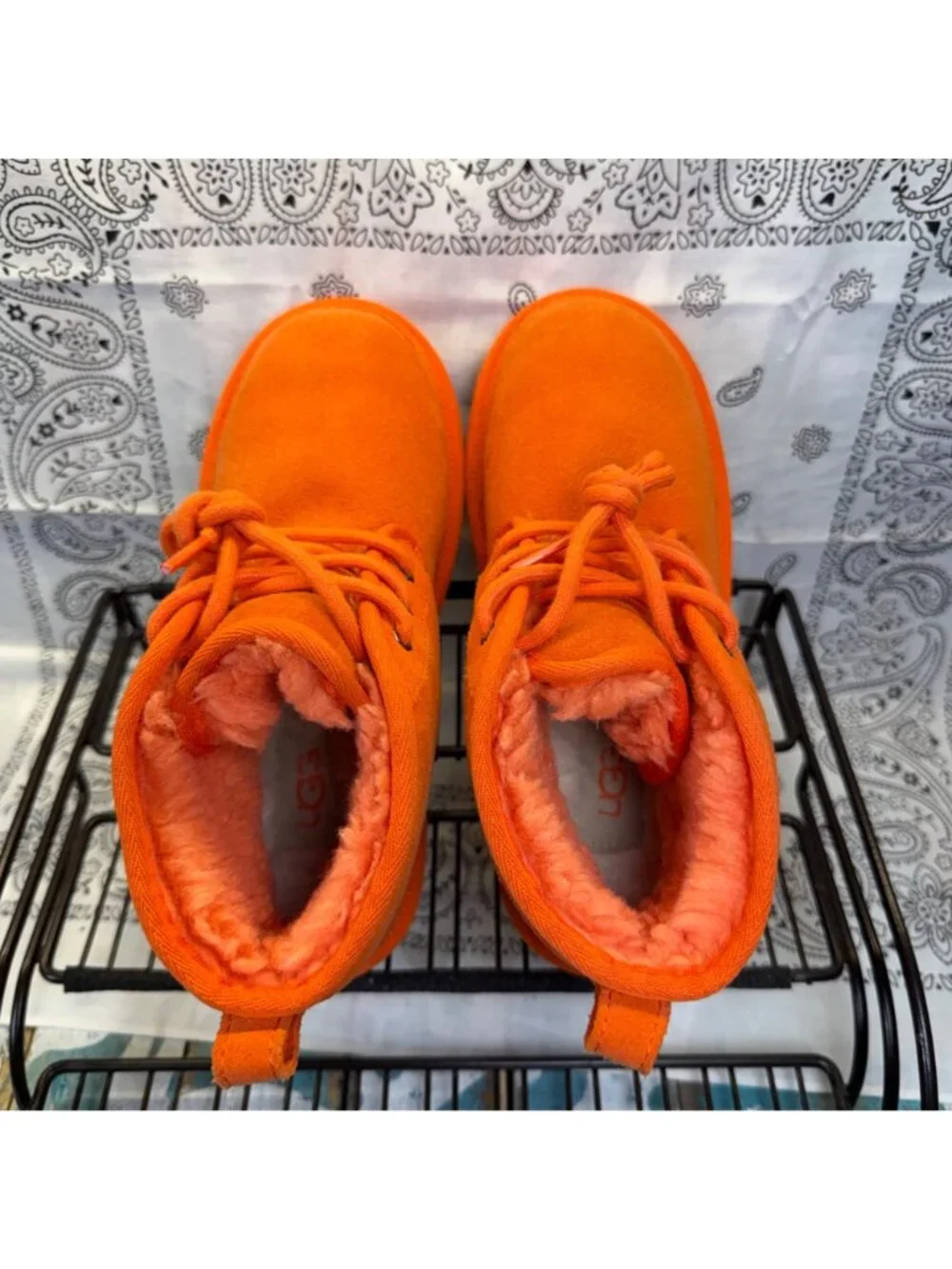 UGG Neumel II RARE Orange Suede Chukka Ankle Boot Youth 3/Womans 4.5 Worn 2X
